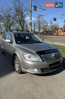 Универсал Skoda Octavia 2009 в 