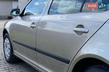 Ліфтбек Skoda Octavia 2004 в 