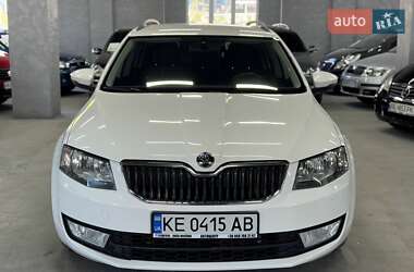 Универсал Skoda Octavia 2015 в Каменском