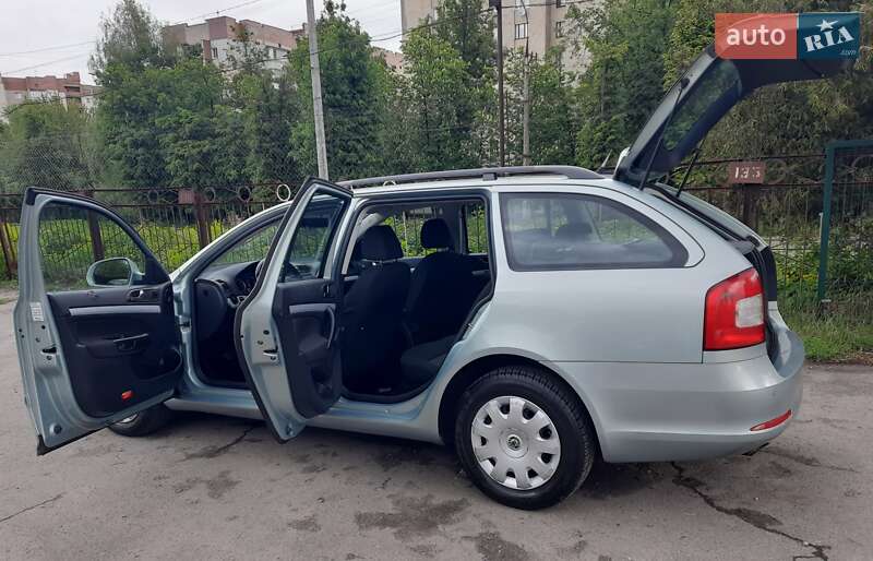 Универсал Skoda Octavia 2009 в Хмельницком