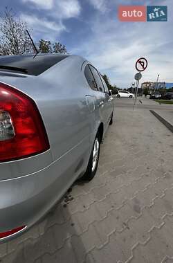 Ліфтбек Skoda Octavia 2012 в 