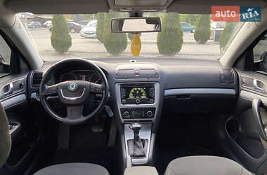Універсал Skoda Octavia 2012 в Житомирі