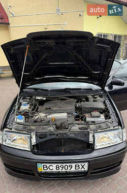 Ліфтбек Skoda Octavia 2008 в 