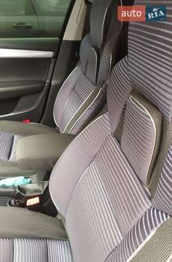 Ліфтбек Skoda Octavia 2013 в 