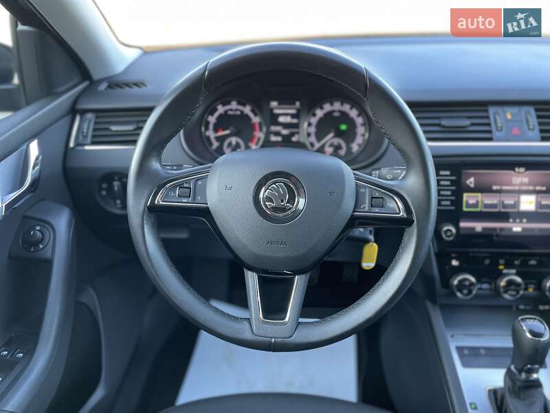 Універсал Skoda Octavia 2018 в Луцьку