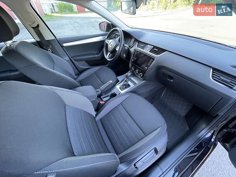 Універсал Skoda Octavia 2018 в Луцьку