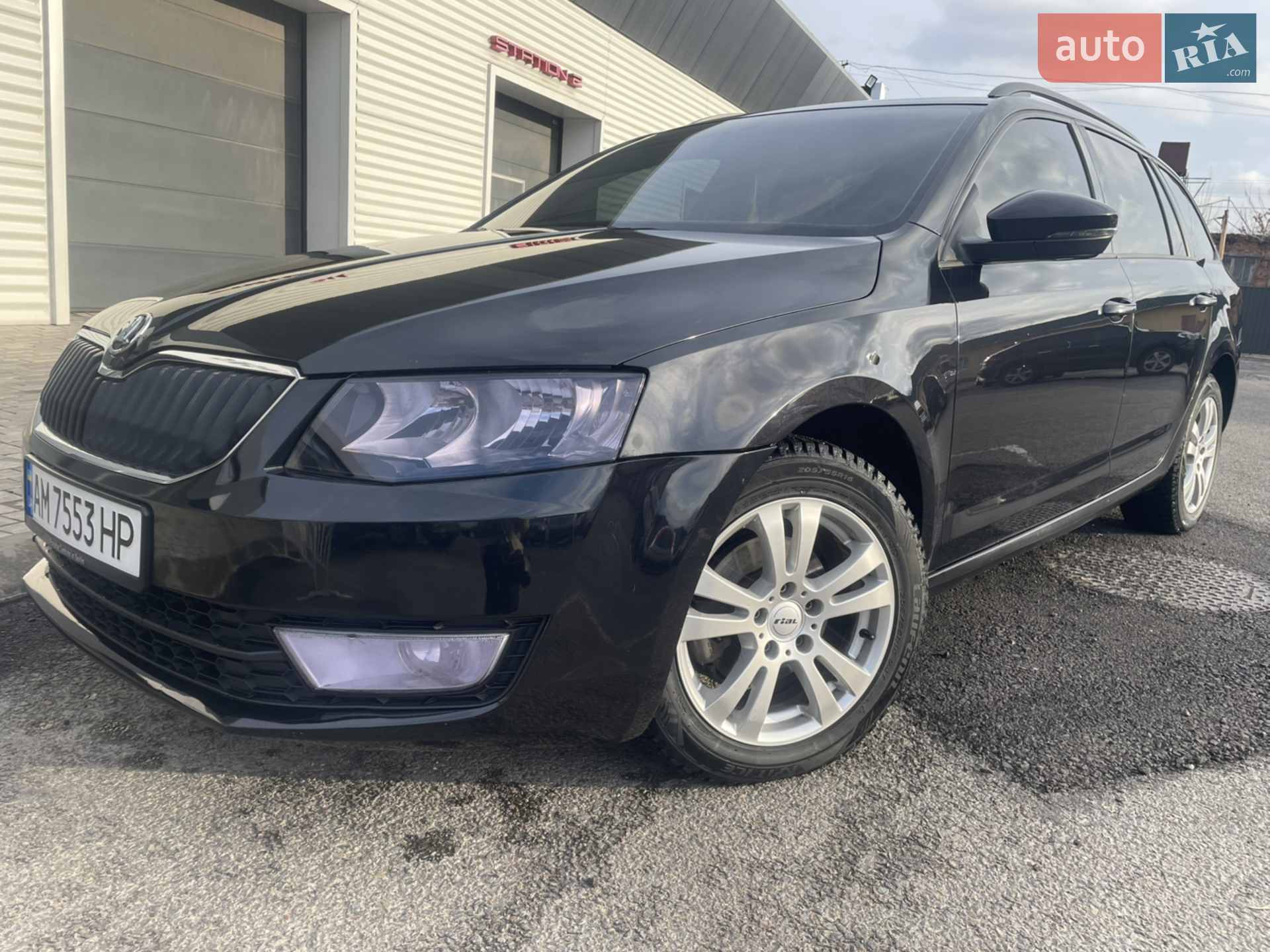 2016 Skoda Octavia - фото 1