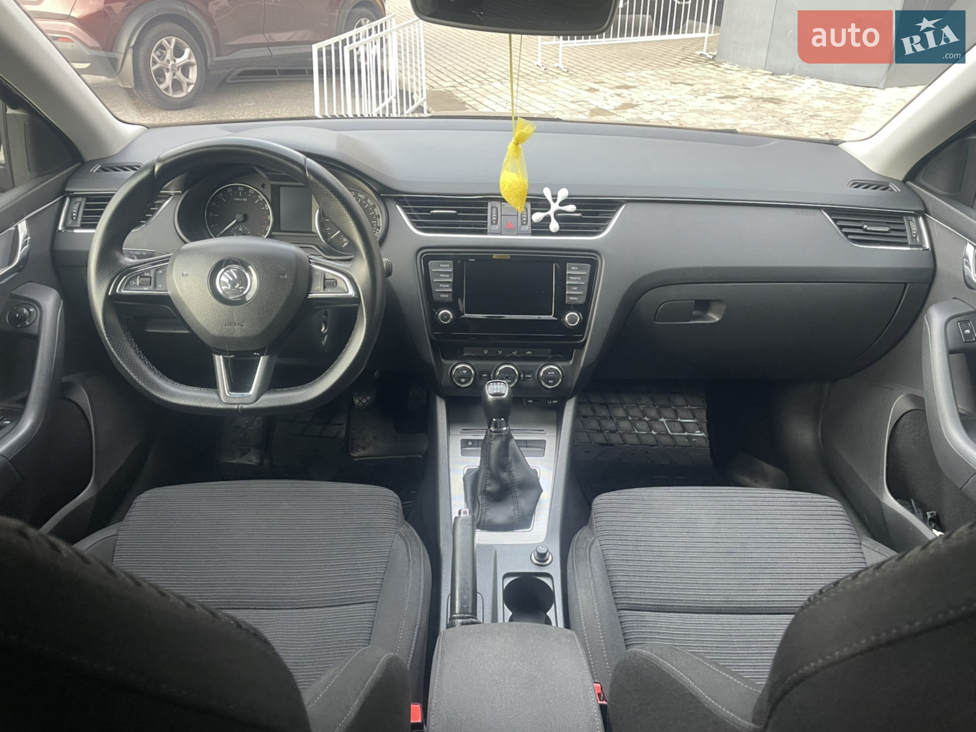 2016 Skoda Octavia - мініатюра 16