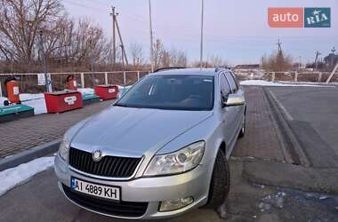 Универсал Skoda Octavia 2010 в Дымере