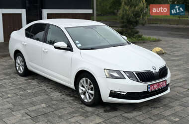Лифтбек Skoda Octavia 2018 в 