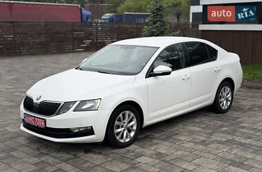 Лифтбек Skoda Octavia 2018 в 