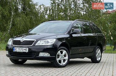 Универсал Skoda Octavia 2012 в 