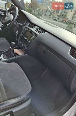 Ліфтбек Skoda Octavia 2014 в 