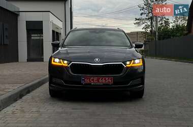 Універсал Skoda Octavia 2021 в 