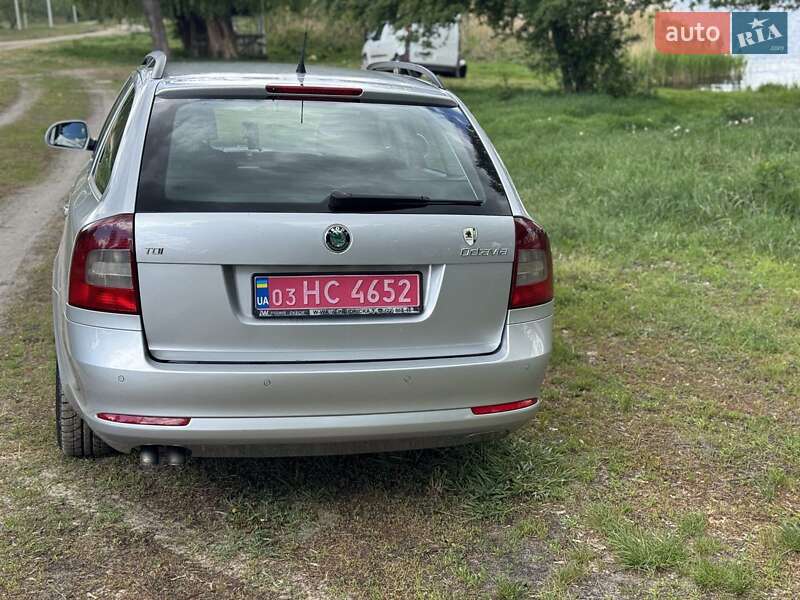 Универсал Skoda Octavia 2010 в Харькове