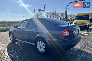 Лифтбек Skoda Octavia 2006 в 