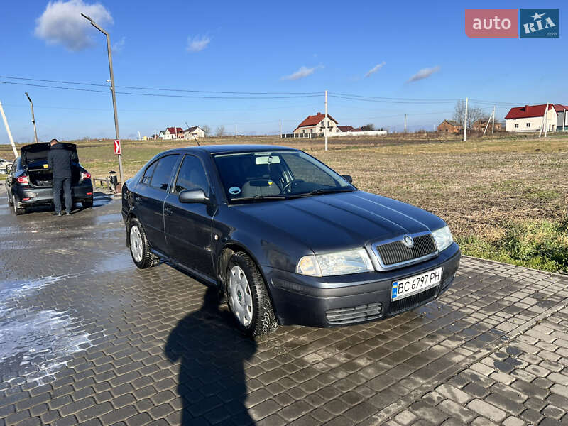 Лифтбек Skoda Octavia 2006 в 