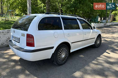Универсал Skoda Octavia 2002 в 