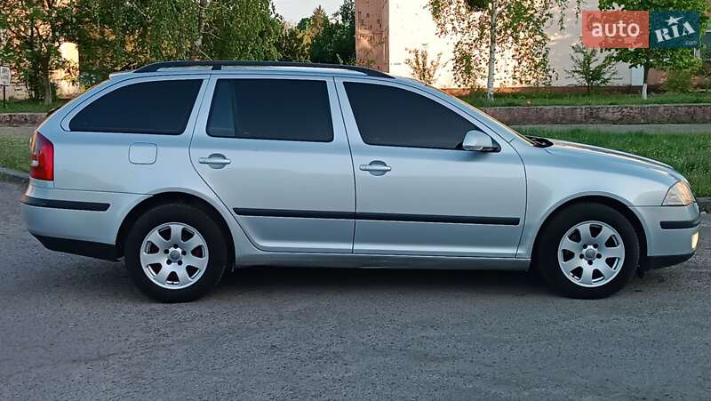Універсал Skoda Octavia 2007 в Сарнах