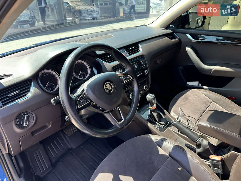 Універсал Skoda Octavia 2016 в Дніпрі