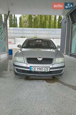 Лифтбек Skoda Octavia 2004 в Черновцах