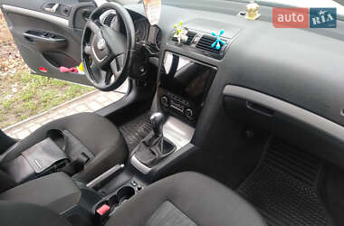 Лифтбек Skoda Octavia 2010 в 