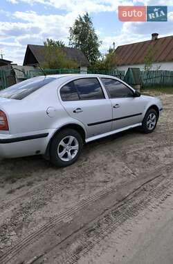 Ліфтбек Skoda Octavia 2001 в 