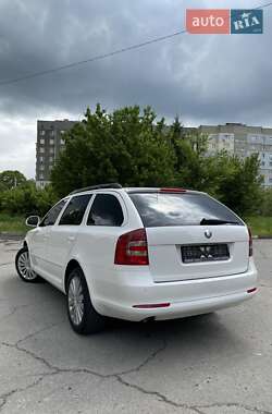 Універсал Skoda Octavia 2010 в 