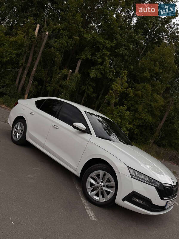 Лифтбек Skoda Octavia 2021 в Днепре