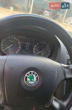 Лифтбек Skoda Octavia 2008 в 