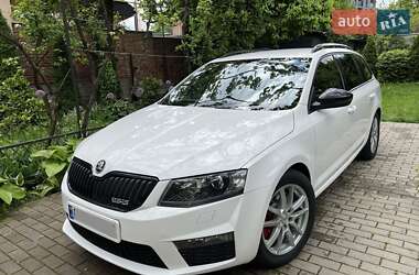 Універсал Skoda Octavia 2015 в Ужгороді