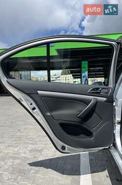 Ліфтбек Skoda Octavia 2011 в 