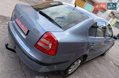 Лифтбек Skoda Octavia 2008 в 