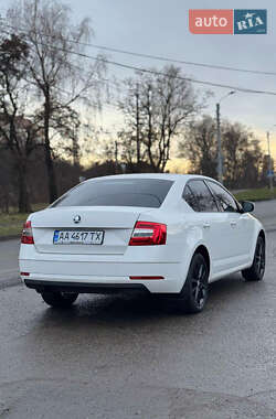 Ліфтбек Skoda Octavia 2018 в 