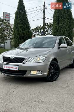 Лифтбек Skoda Octavia 2009 в 