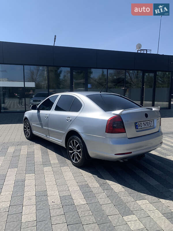 Лифтбек Skoda Octavia 2010 в Ужгороде