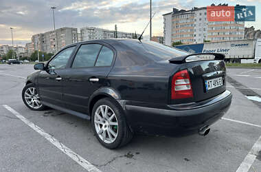 Лифтбек Skoda Octavia 2001 в 