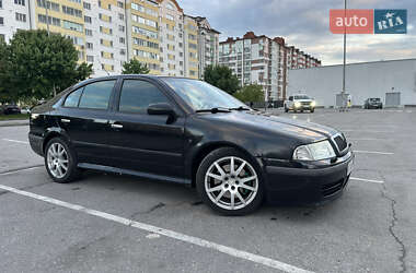 Лифтбек Skoda Octavia 2001 в 
