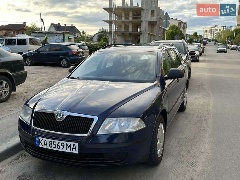 Універсал Skoda Octavia 2012 в 