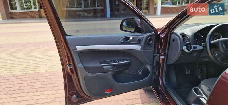 Ліфтбек Skoda Octavia 2010 в Корсунь-Шевченківському