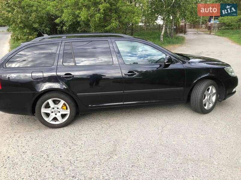 Универсал Skoda Octavia 2013 в Звягеле