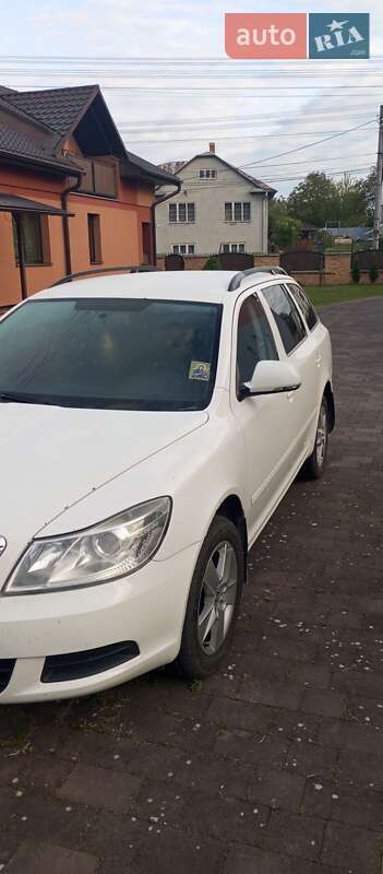Универсал Skoda Octavia 2011 в Ужгороде фото 7 Универсал Skoda Octavia 2011 в Ужгороде