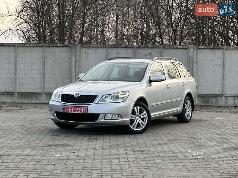 Универсал Skoda Octavia 2012 в 