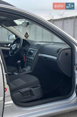 Универсал Skoda Octavia 2012 в 
