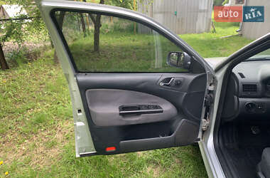Лифтбек Skoda Octavia 2004 в 