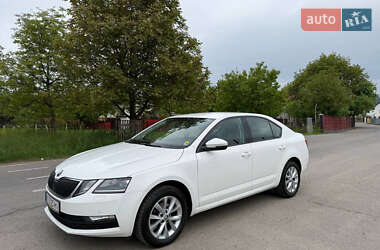 Ліфтбек Skoda Octavia 2018 в Тячеві