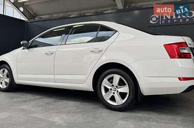 Лифтбек Skoda Octavia 2016 в 