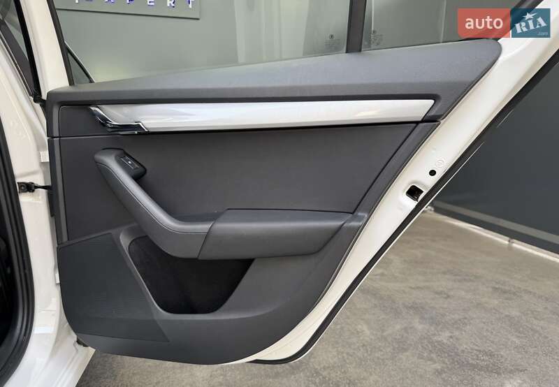 Лифтбек Skoda Octavia 2016 в Киеве