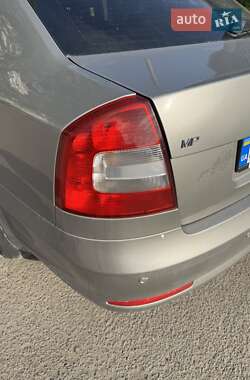 Лифтбек Skoda Octavia 2010 в 