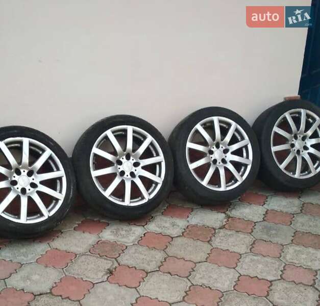 Лифтбек Skoda Octavia 1999 в Черновцах